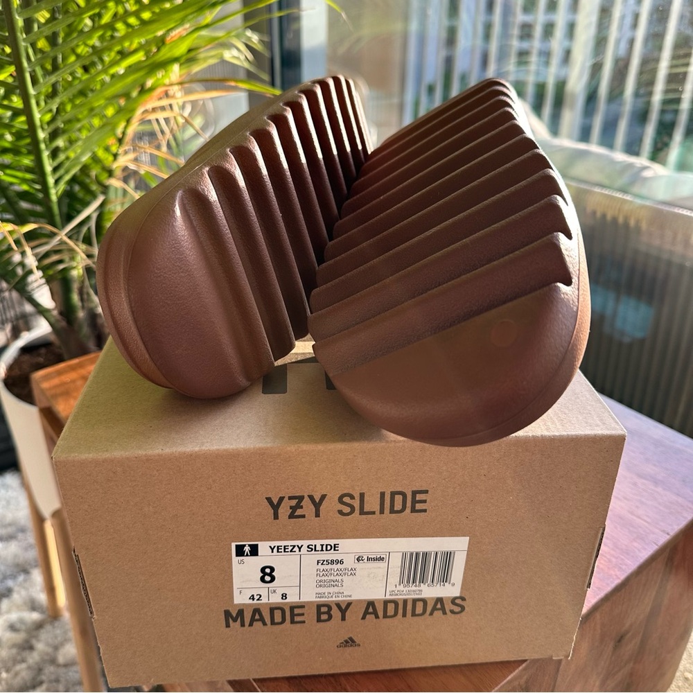 Yeezy Slides - Flax Size 8M NWT / Brand New SOLD ON FB MARKETPLACE